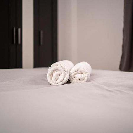 Central Apartment In Belfast City Centre - Sleeps 5 People 외부 사진