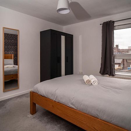 Central Apartment In Belfast City Centre - Sleeps 5 People 외부 사진