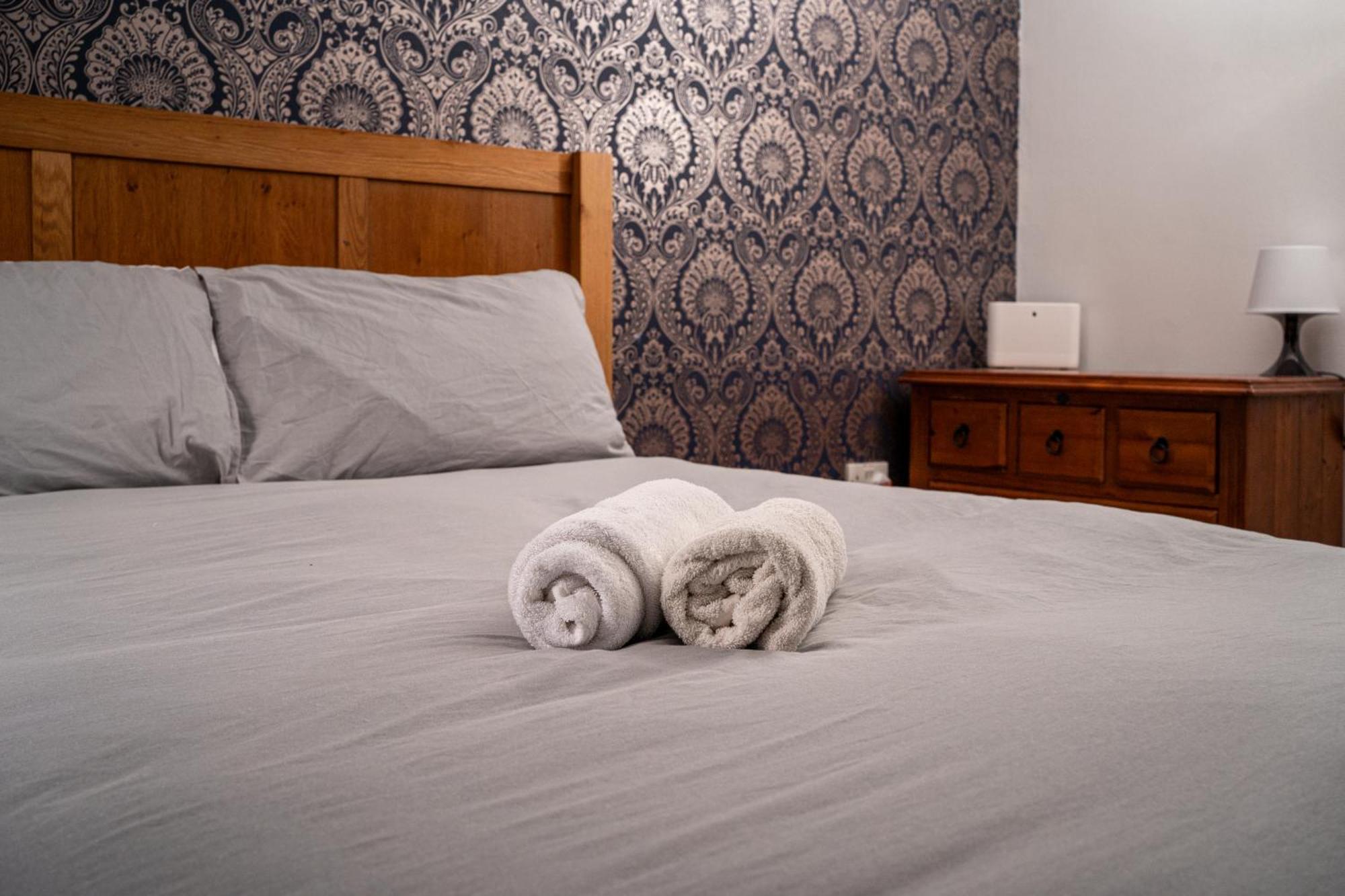 Central Apartment In Belfast City Centre - Sleeps 5 People 외부 사진