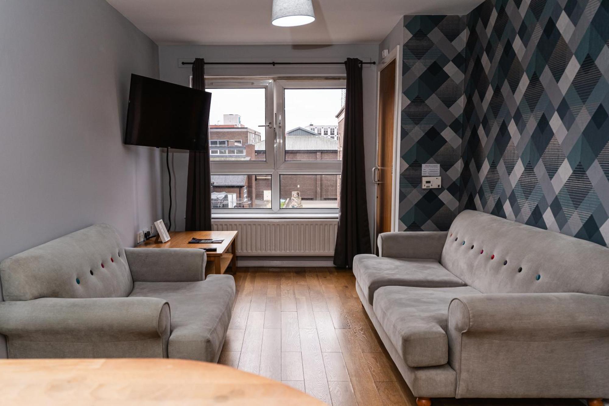 Central Apartment In Belfast City Centre - Sleeps 5 People 외부 사진
